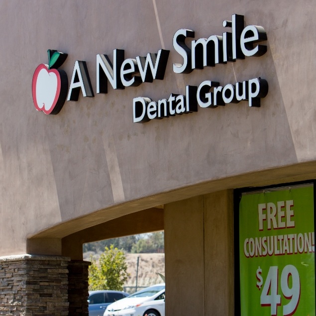 Sign on outside of A New Smile Dental Canyon Country